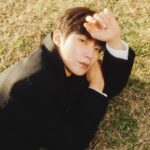 Hwang In-yeop Instagram - 저의 첫 시즌그리팅 많이 기대해주세요❤️ www.hii.kr