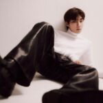 Hwang In-yeop Instagram - 🖤