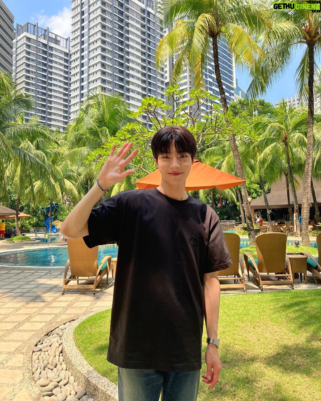 Hwang In-yeop - 3.9 Million Likes - Thanks Philippines❤️