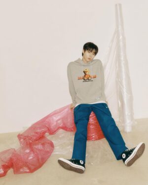 Hwang In-yeop Instagram - @markm.official  22SS🖤
