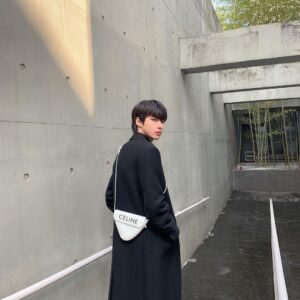 Hwang In-yeop Instagram - #celine #광고 🤍👜