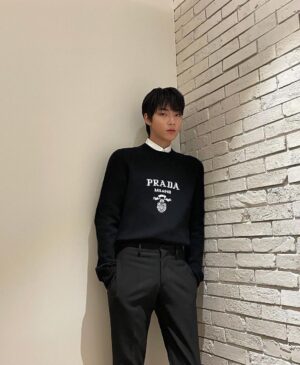 Hwang In-yeop Instagram - Thanks for inviting me to the first Prada FW21 Show by Miuccia Prada & Raf Simons.

@prada #pradaFW21