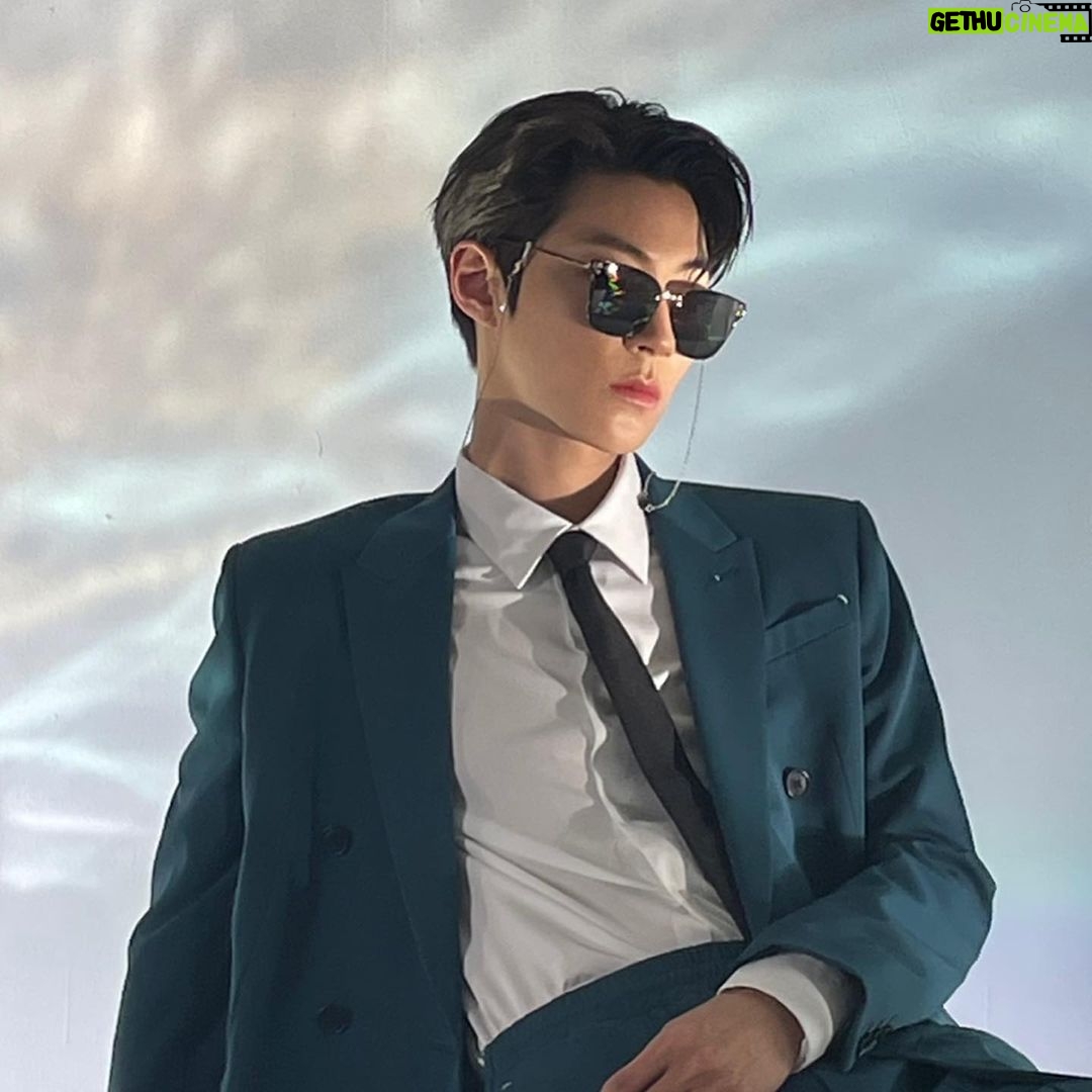Hwang In-yeop - 4.5 Million Likes - @rieti_eyewear