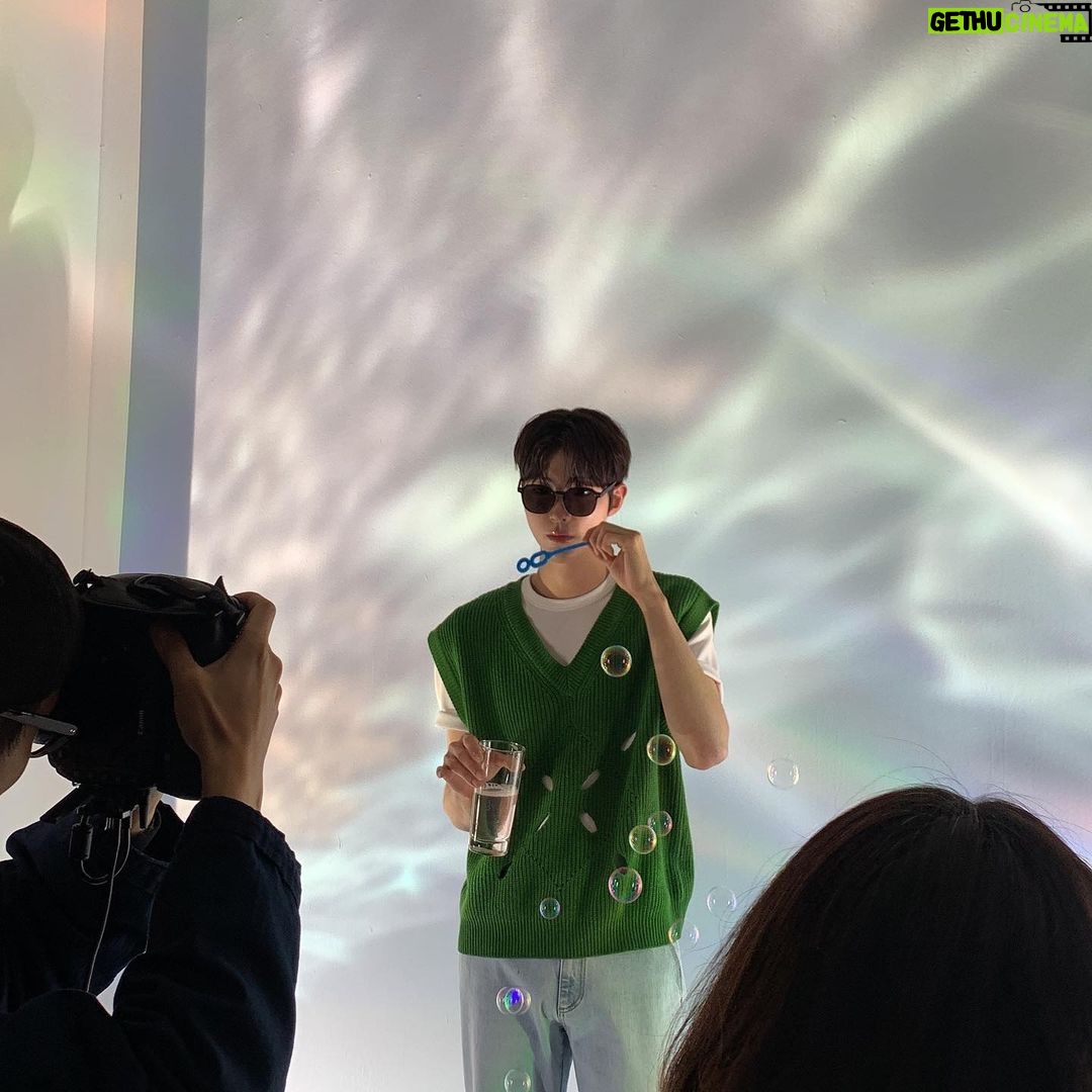 Hwang In-yeop - 4.5 Million Likes - @rieti_eyewear