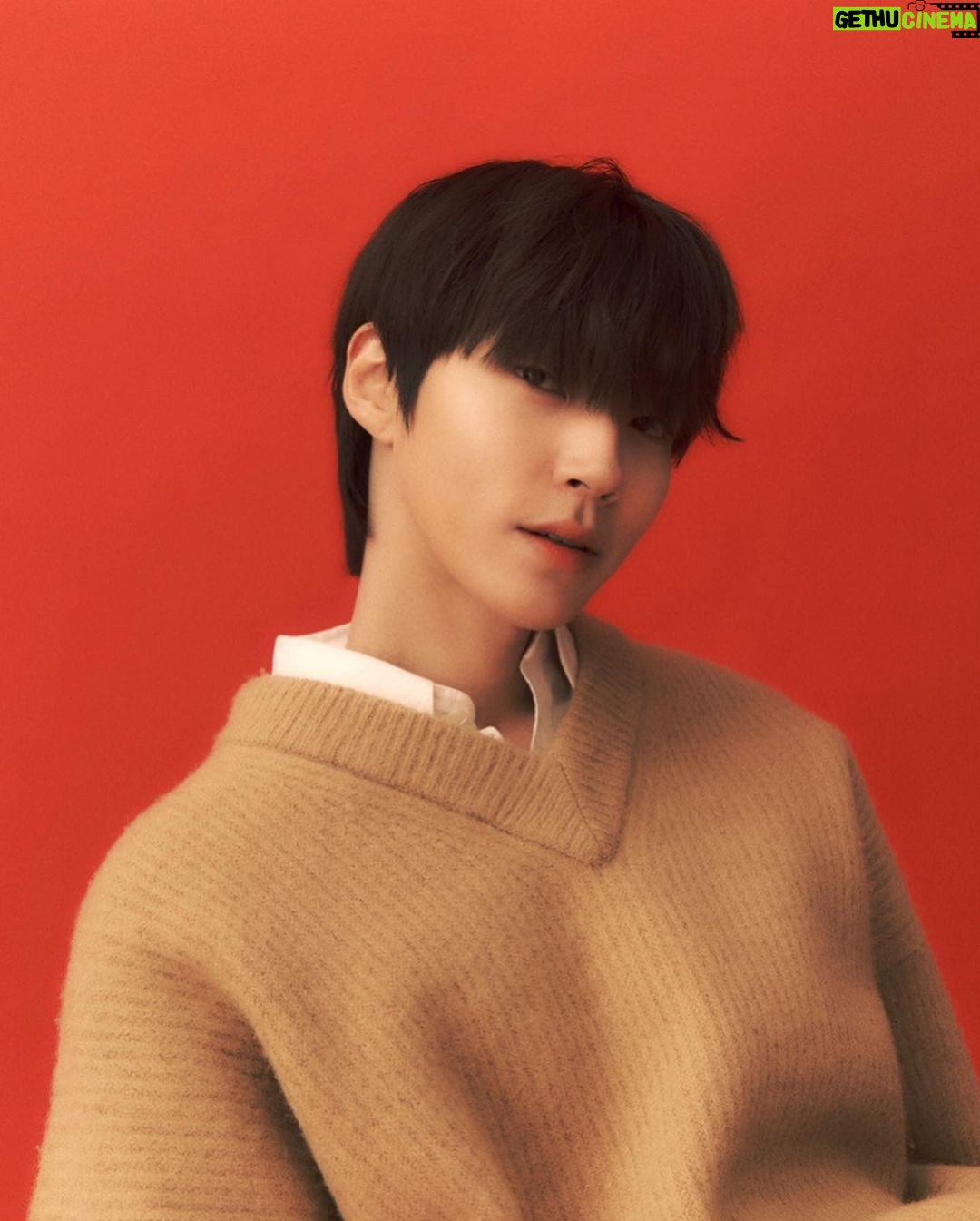 Hwang In-yeop Instagram - b컷❤️ @cosmopolitankorea