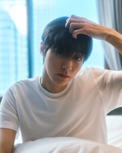 Hwang In-yeop Instagram - ☀️