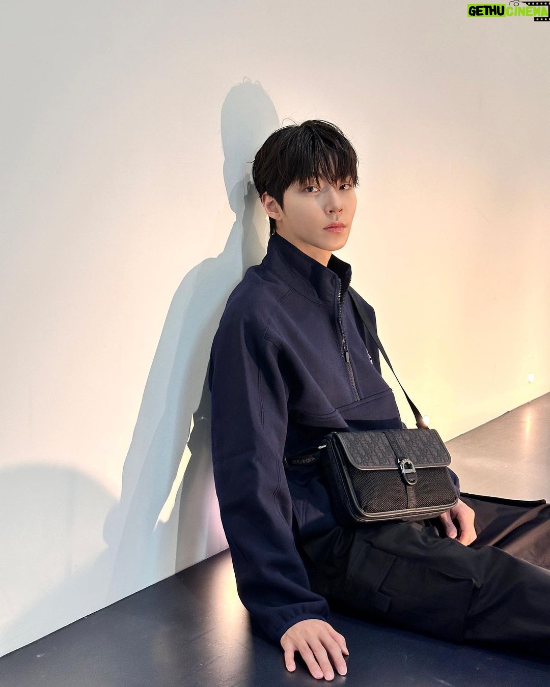 Hwang In-yeop Instagram - @DIOR #Dior #DiorSpring24
