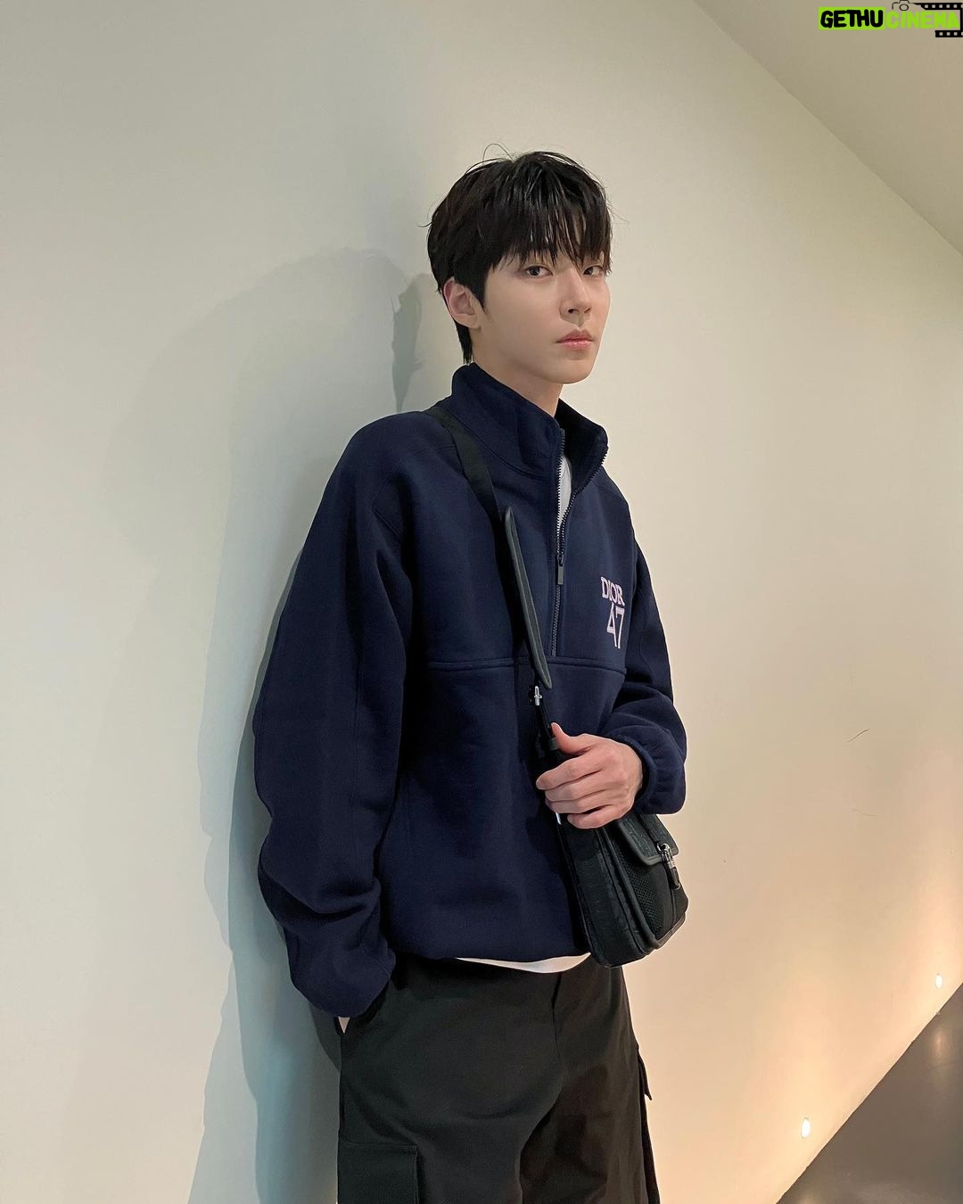 Hwang In-yeop Instagram - @DIOR #Dior #DiorSpring24