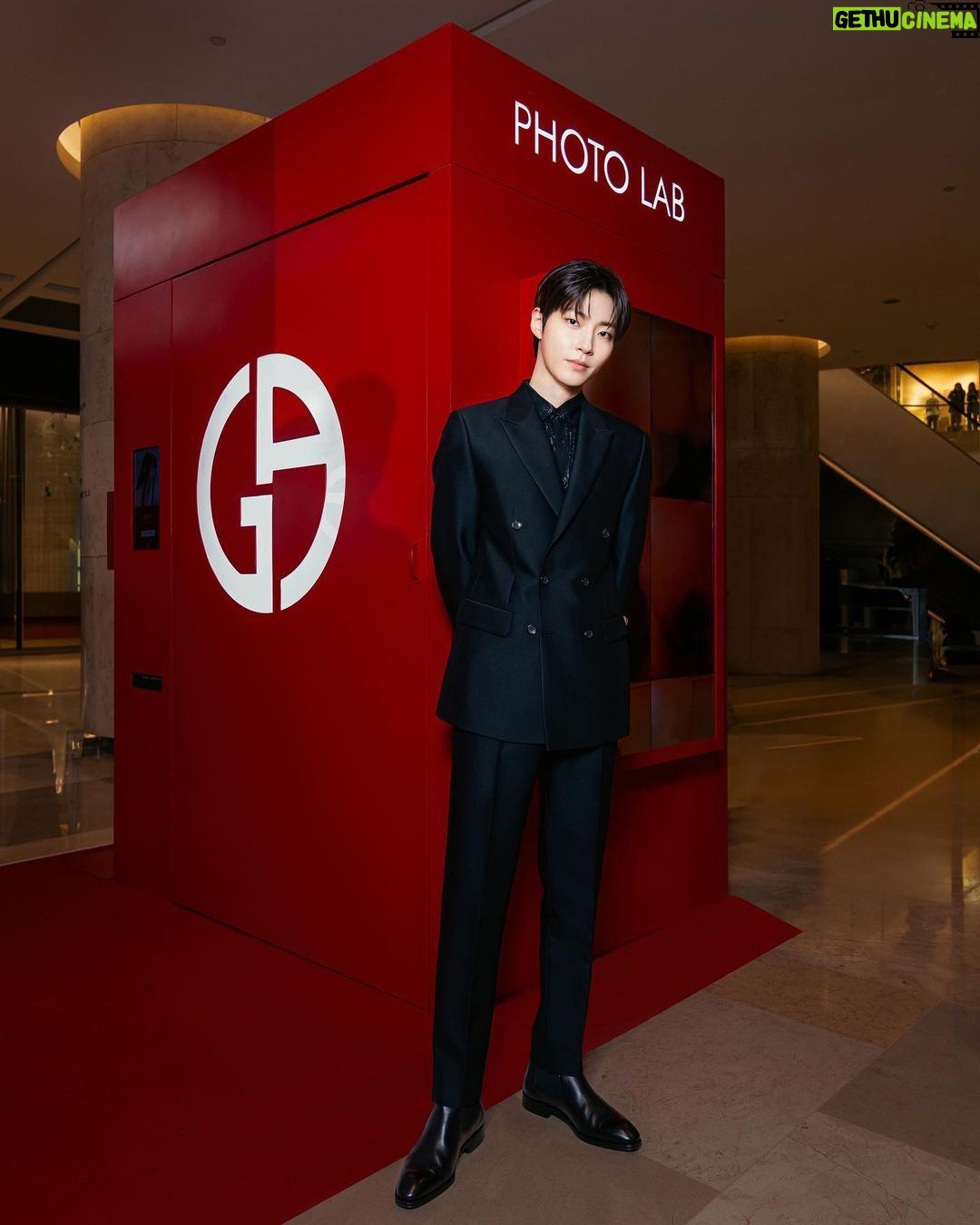 Hwang In-yeop Instagram - @Armanibeauty #Armanibeauty #Armanimakeup