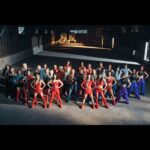 Hwasa Instagram - 우리가 앞으로 나아가는 방식🌶 멋진댄서분들과 멋진작업이였습니다 Girls We keep it spicy ㅡ!