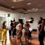 Hwasa Instagram – 내 몸을 이렇게까지 사랑해본적은 처음이였어요 😁 I LOVE MY BODY 활동을 마치며 많은사랑과 에너지를 듬뿍 받았습니다. 부디 이 에너지가 많은분들에게도 닿았기를 기도해요
이 멋진 여정을 함께해준 댄서친구들,우리 스탭들 그리고 @pnation.official 식구분들과 보이지않는곳에서 열심히 서포트해주신 @42psy42 Daddy 😄❤️‍🔥
감사합니다.
누군가가 나의 하루를 망치려고 하거든
사랑할래 지구 끝까지 🩷🫧