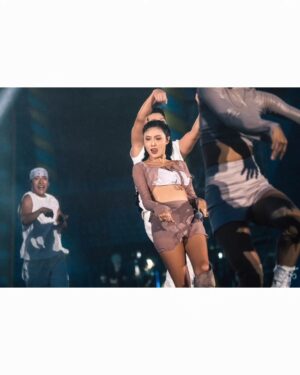 Hwasa Instagram - 여수의 이틀동안
여수시민분들에게 감동의 연속이였어요
그동안 여수의 바다만 보았는데
더 멋진걸 보았네요 ❤️‍🩹