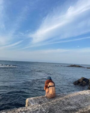 Hwasa Instagram - 🤟🏼.