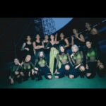 Hwasa Instagram - 감사함을 잃지않고 늘 진심으로 음악과 무대로 보답하겠습니다. 무엇보다도 늘 믿고 사랑해주는 팬들 너무 고맙고 고마워. 더이상 폭풍은 무섭지않아 우리 빗속에서 춤을 추자 💃💚