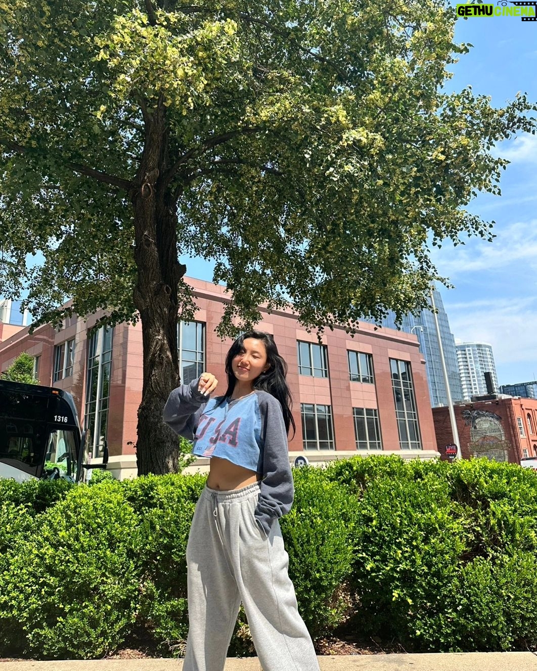 Hwasa Instagram - BALTIMORE , ATLANTA and... NASHVILLE VIBE !! 🤟🏼❤️🔥