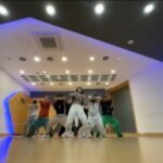 Hwasa Instagram - 'LEMON' DANCE PRACTICE 🍋🎁