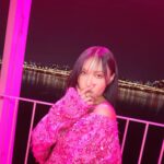 Hwasa Instagram - P 🤟🏼💗 #발렌티노PinkPP #ValentinoPinkPPCollection @maisonvalentino