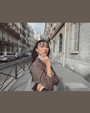Hwasa Instagram - @louisvuitton 
#LVVolt #광고