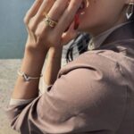 Hwasa Instagram - @louisvuitton #LVVolt #광고