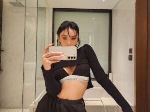 Hwasa Instagram - 大癲 HONGKONG !
我愛你 ❤️‍🔥❤️‍🔥