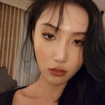 Hwasa Instagram - 🇯🇵🙏💚