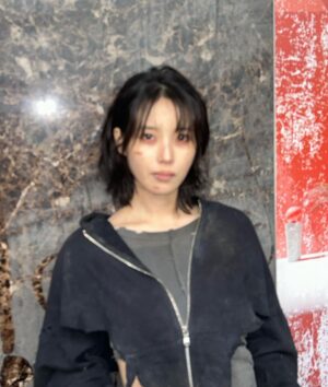 IU Instagram - Love wins all🫶
모두 감사합니다