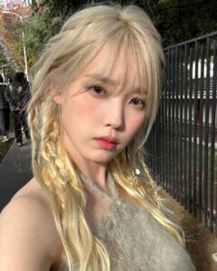 IU Instagram - 바이바이레몬🍋