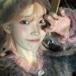 IU Instagram - 바이바이코랄🦩