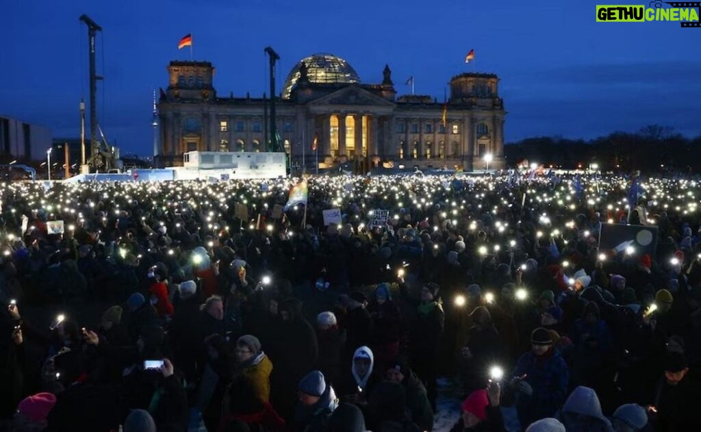 Ian Bremmer Instagram - estimated 1.4 million (!) people hit the streets of germany this weekend to protest against far right afd party Berlin, Germany