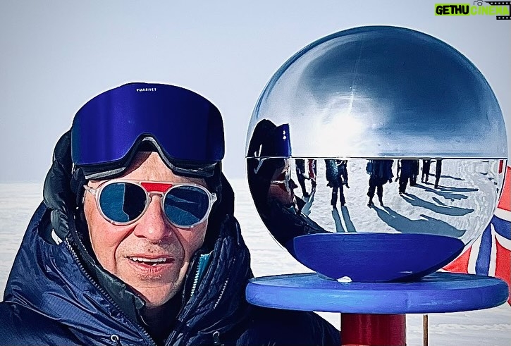Ian Bremmer Instagram - just back from the south pole : ) no internet, lots of ice… getting ready for a globally intense 2024. our @eurasia__group top risks coming monday! South Pole, Antarctica