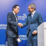 Ian Bremmer Instagram - great to welcome my friend japan pm @fumio_kishida to a packed house for our annual gzero summit in tokyo : ) Tokyo, Japan