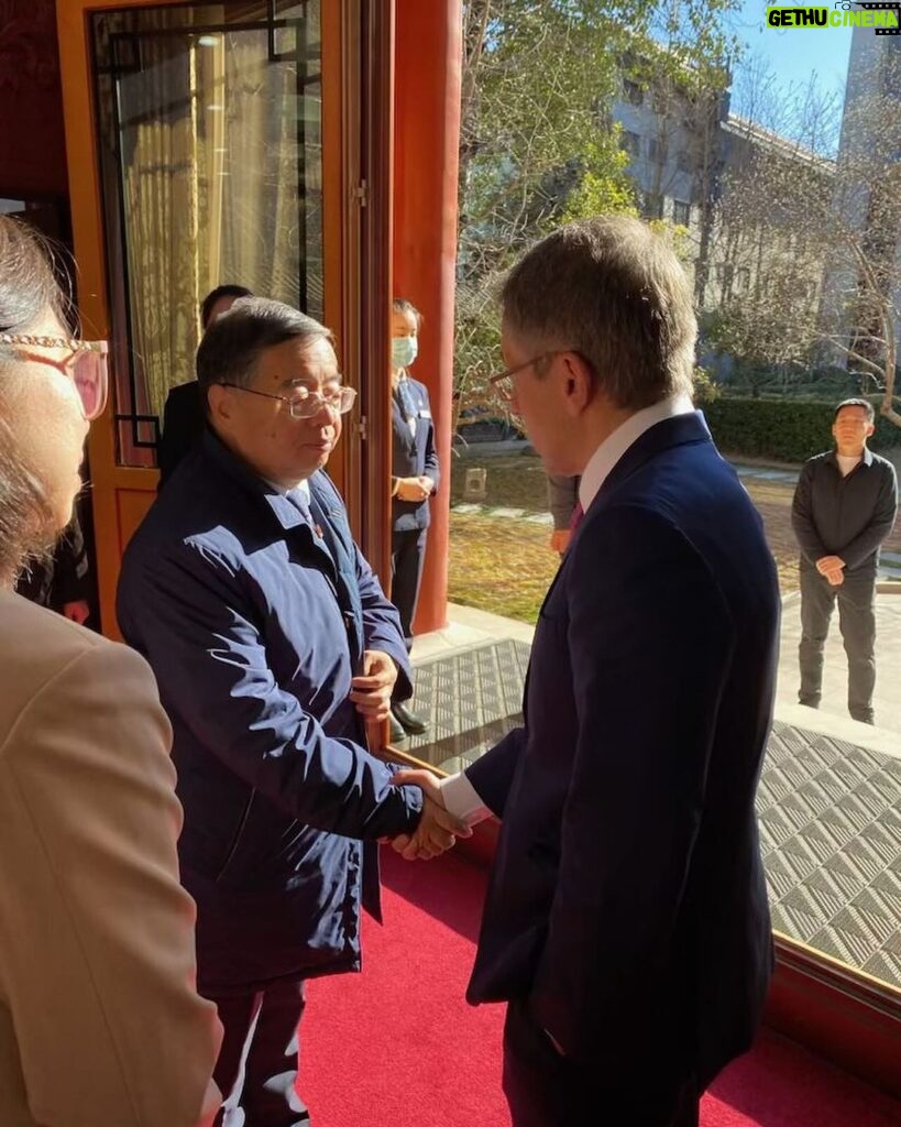 Ian Bremmer Instagram - extraordinary to spend the morning with politburo member li shulei and hear the news of dr kissinger’s passing. don’t think we will ever forget this meeting. Beijing, China