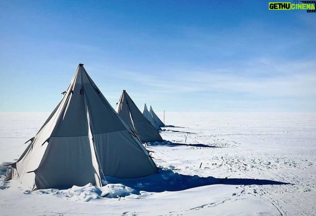 Ian Bremmer Instagram - just back from the south pole : ) no internet, lots of ice… getting ready for a globally intense 2024. our @eurasia__group top risks coming monday! South Pole, Antarctica