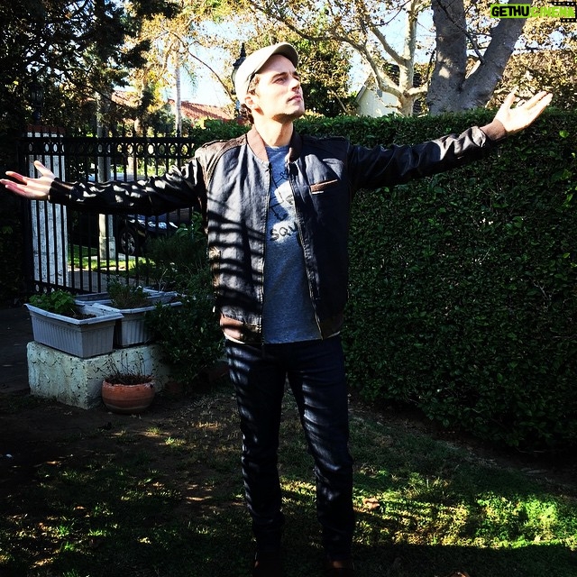 Ian Harding Instagram - Basking in the LA "winter" sun with my faux leather members only jacket. Thanks @karenraphael @humanesociety