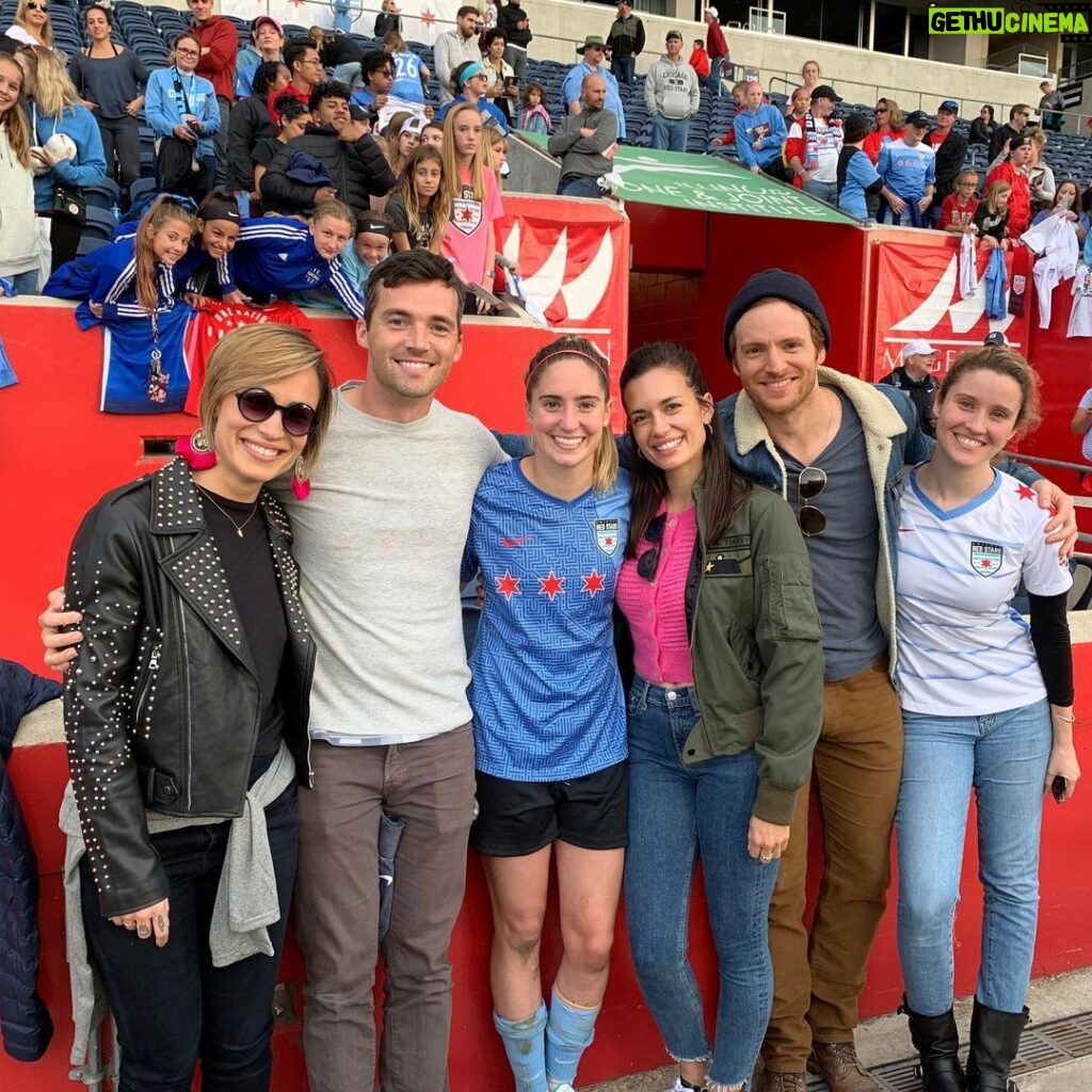 Ian Harding Instagram - VICTORY. Congratulations @chicagoredstars ! You busted your asses this season and it shows. Kill it next week!