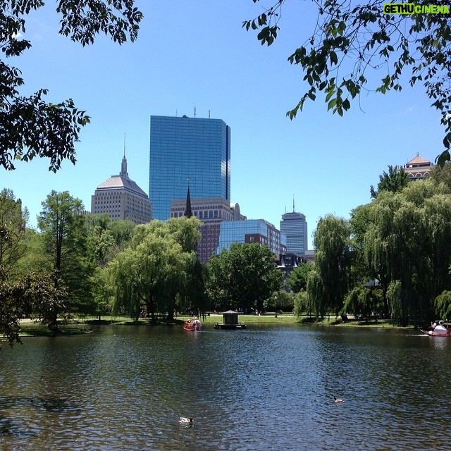 Ian Harding Instagram - Boston looking beautiful this past weekend. Miss the northeast like no ones business.