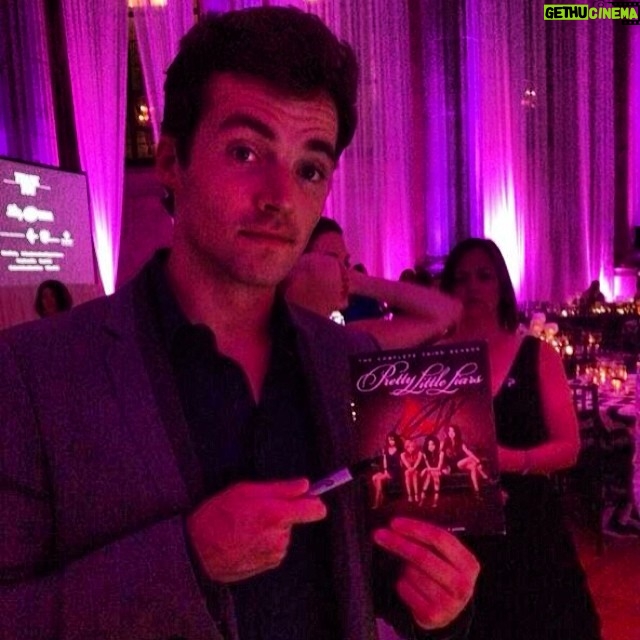 Ian Harding Instagram - @sophiexyan is raffling this signed copy off for The Lupus foundation. My tired face is not included.