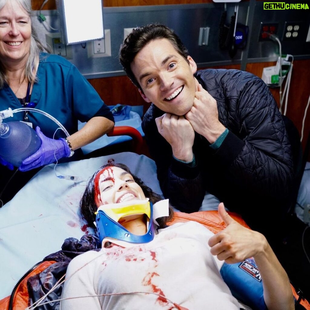 Ian Harding Instagram - MED IS BACK. Wednesday. 8pm. I clearly had more fun than @torreydevitto shooting this one! #chicagomed #funtimes #blood
