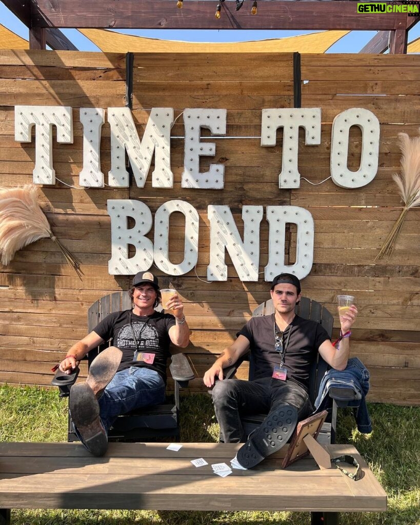 Ian Somerhalder Instagram - WHAT. A. WEEK. KENTUCKY!!! To everyone we met at our signings, I am so grateful! Thank you for waiting and coming out to support us. We also got to be apart of this amazing festival, @bourbonandbeyond, where I finally got to the legendary Wes Henderson aka @kybourbonmaker, @whiskeyrob, @the_whisky_boys and catch up with my guys @fredminnick & @jsblue1! Not to mention our insane panel with @krogerchrispicks where we talked about our flagship 80 proof and cask strength. I am just over the moon, and can’t wait for more of this. Thank you everyone!!! Louisville, Kentucky