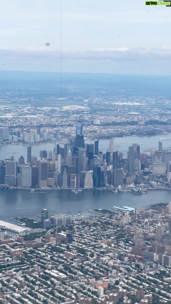 Ian Somerhalder Instagram - THANK YOU NEW YORK! #TimeToBond