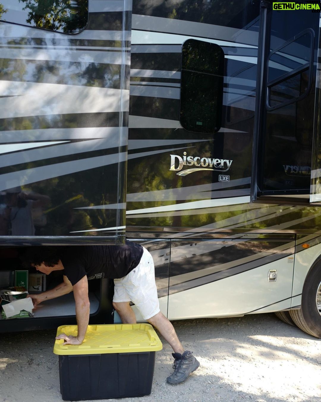 Ian Somerhalder Instagram - After being on the road coming home loading up animals and unpacking the little gifts that make my farm life so good… THANK YOU @fleetwoodrv for building my dream home away from home. The flowing river of memories created in this thing is magic. Pure magic. If you want to disconnect but have a literal circus ☺️ that you must travel with, no matter how large or small- this is the way. Wow. Just find the right place, get organized for optimal peace and just BREATHE. Good luck out there. Nature awaits you.