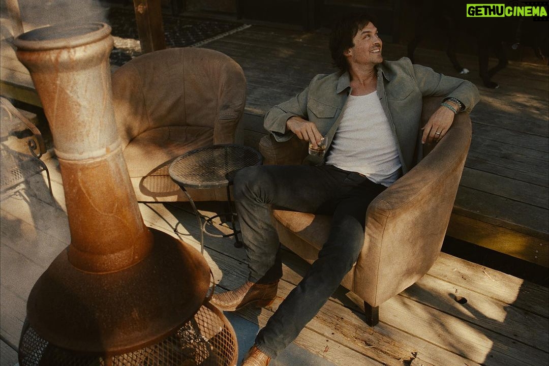 Ian Somerhalder Instagram - Enjoying every sip of bourbon! #brothersbondbourbon