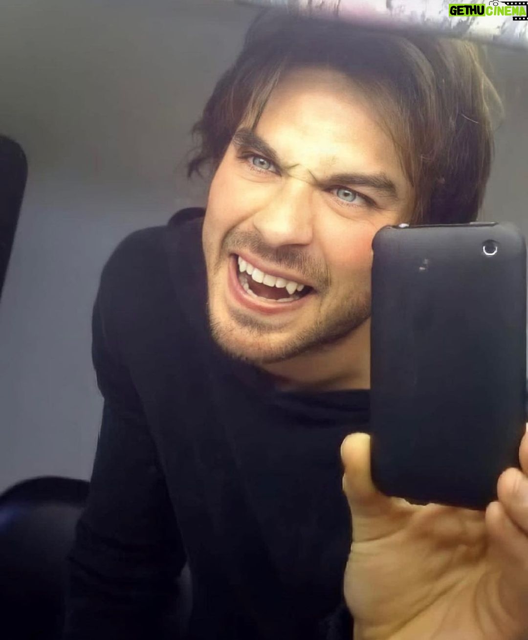 Ian Somerhalder - 2.5 Million Likes - New fangs. New iPhone 2010(ish) Remember these? No flash? Wtf?
From my archives.
