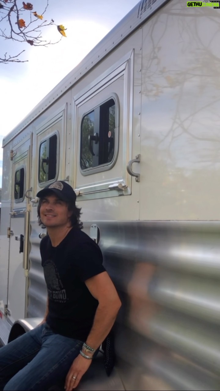 Ian Somerhalder Instagram - March to the beat of your own drum. Is #coastalcowboy a real club? Can I join😉@featherlitetrailers