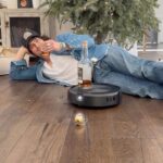 Ian Somerhalder Instagram - Not sure if it’s the rye whiskey or the holiday spirit getting me emotional, but I just can’t let my tree go 🥲 this @irobot vacuum is simply the best. Between Work/ Kids/ Family, It’s an incredible investment I couldn’t live without ! Plus, it allows me to have my bourbon served right to me which is convenient 💁🏻‍♂️