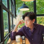 Iang Sittha Sapanuchart Instagram - Create your surrounding scent to the next level with Mr. Malone Edit กับโจ มาโลน ลอนดอนสองกลิ่นนี้เลยครับ Cypress & Grapevine และ English Pear สั่งซื้อผ่าน Jo Malone London Boutique ทุกสาขา หรือช่องทางออนไลน์ได้แก่ www.JoMalone.co.th/ Central Online/ The Mall Online และ Flagship Store บน Lazada สอบถามข้อมูลได้ง่ายๆ ที่ Line Official Account @JoMaloneLondonTH @JoMaloneLondon #JoMaloneLondonTH #MrMalone พิเศษ ทุกการสั่งซื้อ Cologne ใดๆ บน www.JoMalone.co.th ใส่ offer code “ MRMALONE22 ” รับเพิ่มของขวัญพิเศษ Cologne ขนาด 9 มล. เฉพาะวันที่ 10 – 30 มิย. นี้เท่านั้น
