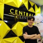 Iang Sittha Sapanuchart Instagram - แวะไปทำหน้าที่ @centralclinic มาครับ ละครกำลังจะเปิดหลายเรื่อง เตรียมตัวให้พร้อมที่สุด ฝากติดตามด้วยนะครับ ส่วนใครที่อยากทำหน้า เอี๊ยงแนะนำที่นี่เลยนะครับ ไว้ใจได้แน่นอน สวยหล่อครบจบที่เดียวครับ ^^