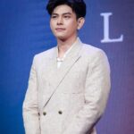 Iang Sittha Sapanuchart Instagram - #gmmtv2023 ขอบคุณชุดจาก @houseoftatayvon ด้วยนะครับ แล้วก็ขอบคุณรูปจากน้องรหัสด้วยจ้า ❤️❤️😊 @pearnashi91 ฝากติดตาม โคตรเหงา..เราสองคน @gmmtv เร็วๆนี้ครับ