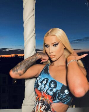 Iggy Azalea Instagram - Sunsets are pure magic.