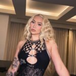 Iggy Azalea Instagram - Dipped in whatever you paint your universe with… ✨